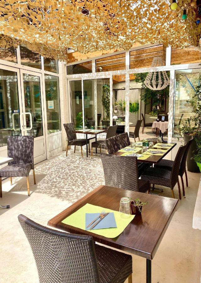 Hotel Les Voyageurs Charols Exterior foto