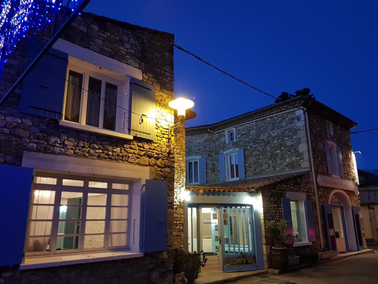 Hotel Les Voyageurs Charols Exterior foto